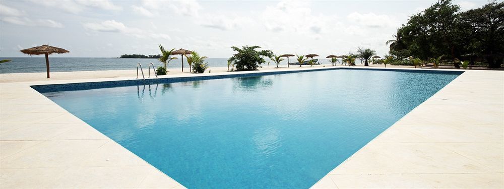 The Place Resort At Tokeh Beach Фрийтаун Екстериор снимка